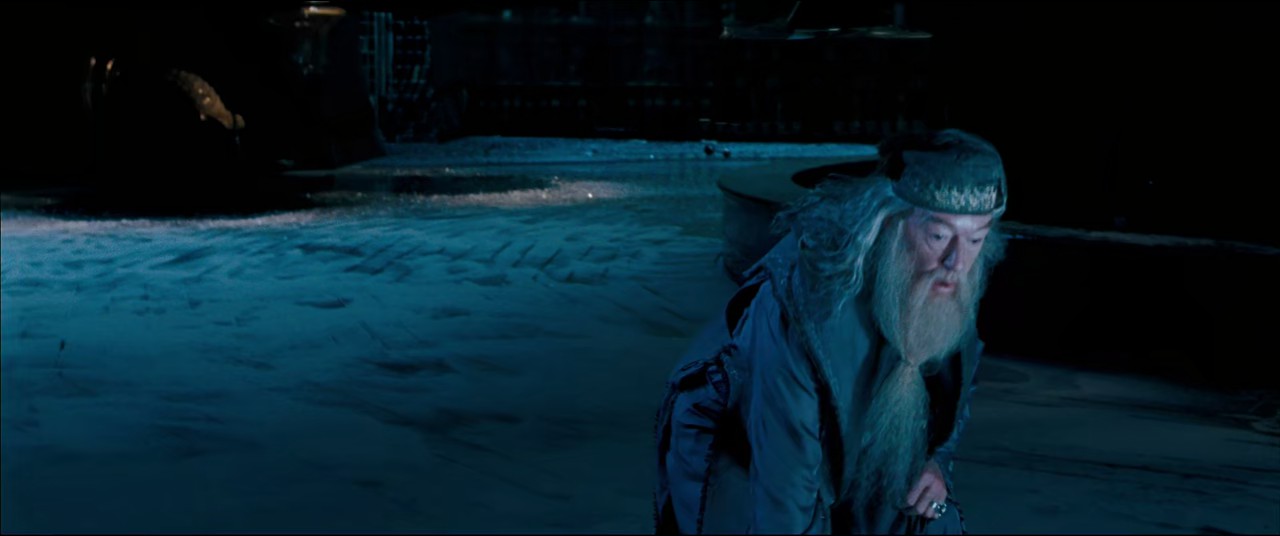 Harry Potter and the Order of the Phoenix (2007) BluRay Hindi + English 720p 10bit HEVC HE-AAC 5.1 ESub.mkv.0006